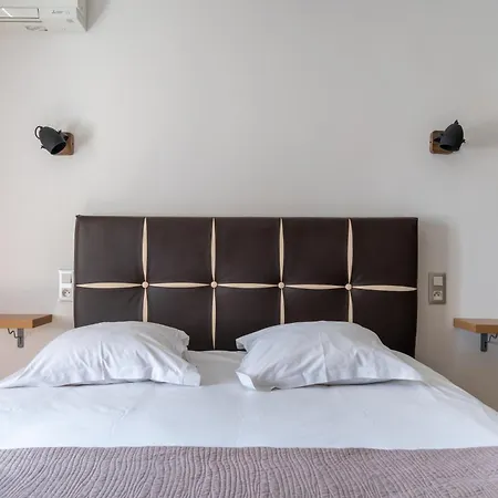 Hotel Logis Le Chene Bollene