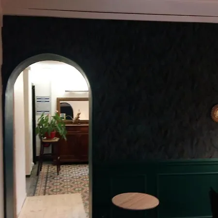 Logis Le Chene Hotel