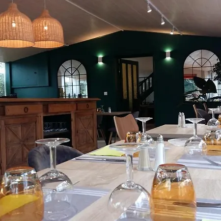 Le Chêne Hotel 2*